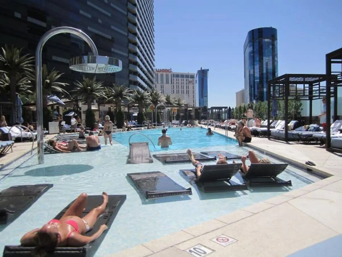 On The Strip - Classic Comfort - 2 Bedroom Condo Las Vegas